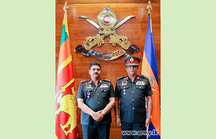 Commander of the Army Felicitates Newly-Promoted Major General