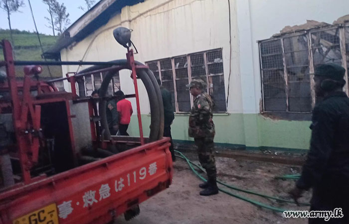 Army Troops Engage In Sudden Fire Occured at Laxapana Tea Factory in Nallathanniya