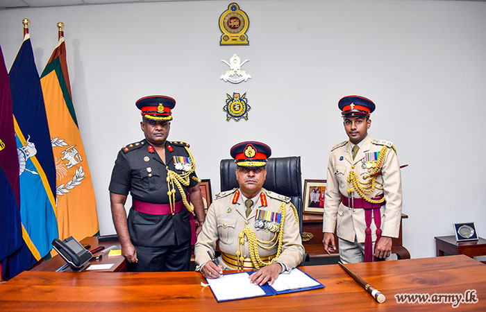 Commander of Headquarters Logistics Command Assumes Office