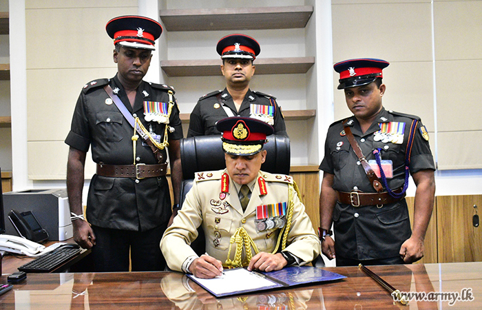 Director General of Financial Management Branch Assumes Duties