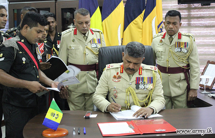 New GOC of 56 Infantry Division Assumes Duties