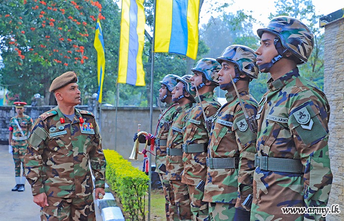 Commandant of SLAVF Visits SLAVFTS