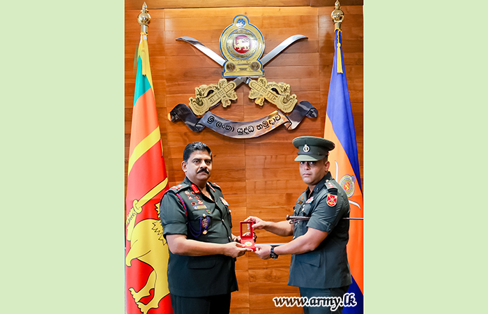 Commander of the Army Commends Sri Lankan Military Contingent for Humanitarian Mission in Myanmar