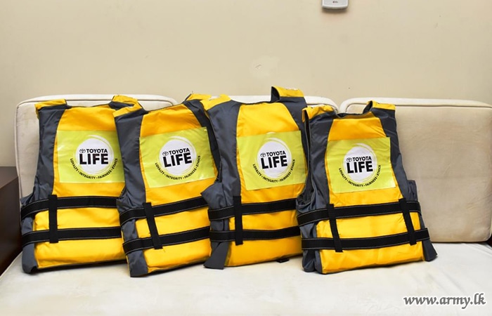 Donation of Safety Jackets to Enhance Sri Lanka Army Rescue Operations