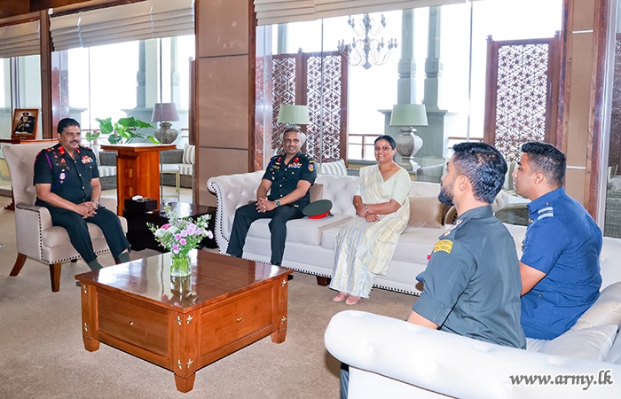 Army Chief Admires Illustrious Career of Retiring Major General