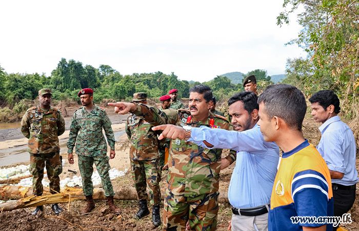 Army Chief Visits Mahiyanganaya to Assess Flood and Landslide-Affected Areas