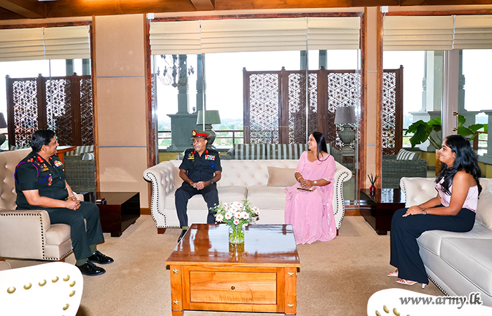 Commander of the Army Commends Notable Service of Retiring Senior Officer