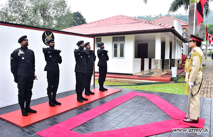 New Colonel of the Regiment of SF Takes Over Duties