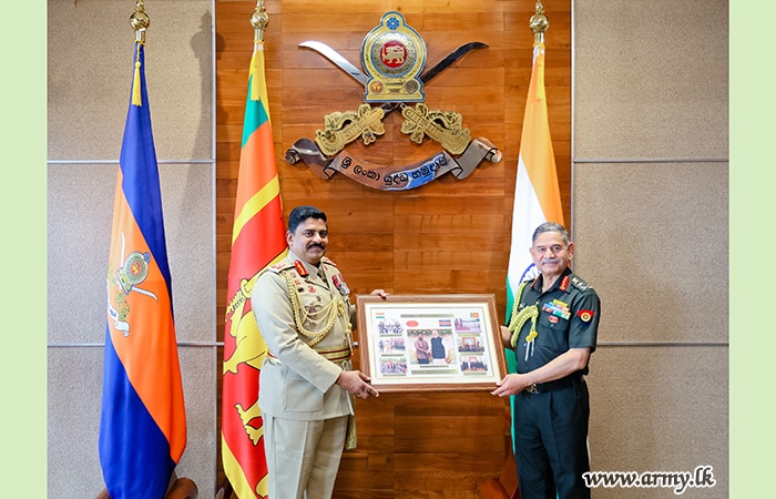 இந்திய இராணுவ பிரதானி இலங்கை இராணுவத் தலைமையகத்திற்கு விஜயம்