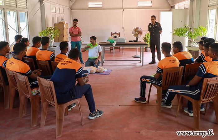 Sports Injury Prevention Workshop Conducted for Army Sports Personnel