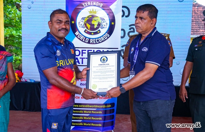 යුද්ධ හමුදා සෙබළෙකුගෙන් නව සෙරන්ඩිබ් ලෝක වාර්තා කිහිපයක්