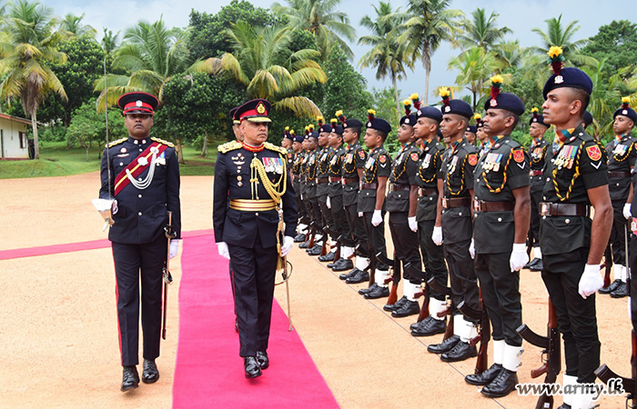 ධූරයෙන් නික්ම යන යුද්ධ හමුදා කෘෂිකර්ම හා පශු සම්පත් බලකායේ කර්නල් සේනා