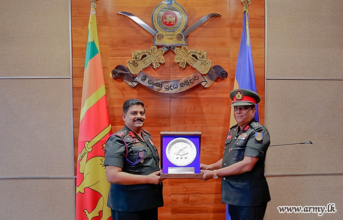 Army Chief Commends the Notable Service of Retiring Senior Officer