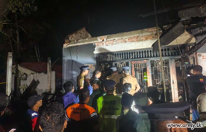 බටගොඩ වැඩිහිටි නිවාසයක ඇති වූ ගින්නක් මැඩපැවැත්වීමට යුද්ධ හමුදා භටපිරි