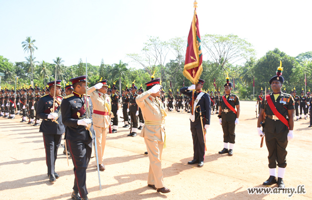 විජයබාහු පාබල රෙජිමේන්තුවේ 29 වන සංවත්සර දිනය අභිමානවත් ලෙස සමරයි 