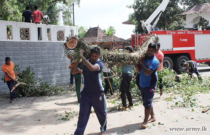 11 Div Troops Assist Temple Project  