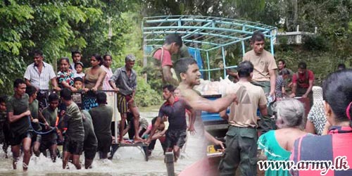 (Update): Troops Join Distribution of Food Parcels & Continuing Relief Operations 