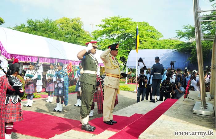 අභිත රණවිරුවන් සිහිකරමින් ‘පොපි දිනය’ සමරයි