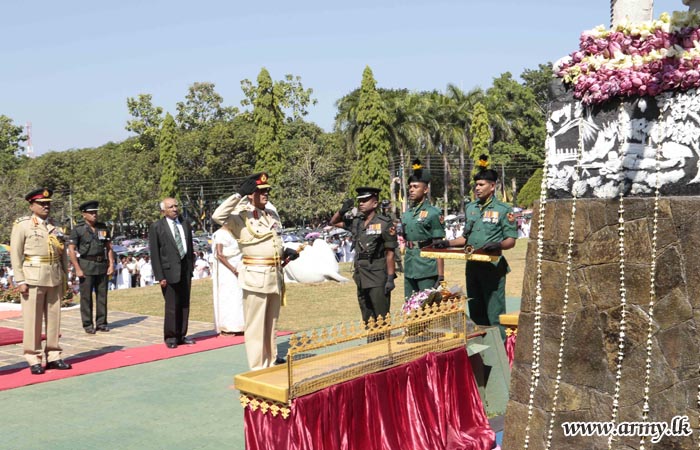 සිංහ රෙජිමේන්තුවේ මියගිය රණවිරුවන් සිහිකෙරේ