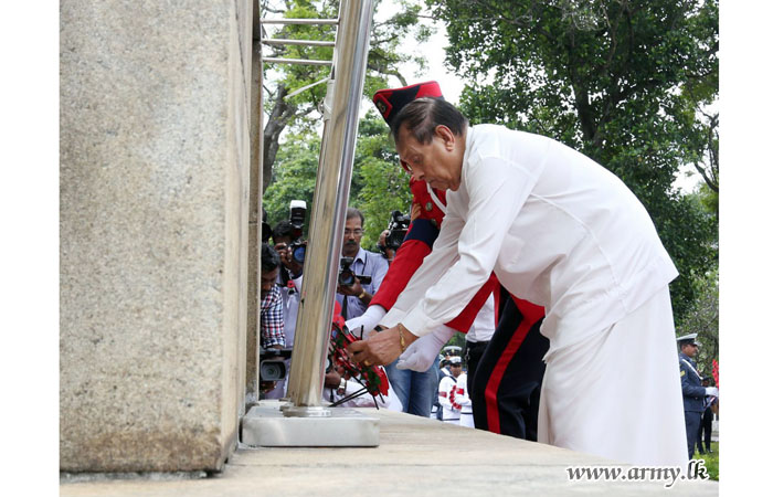 මියගිය රණවිරුවන්ට පොපි දින උත්සවයේ දී උත්තමාචාර