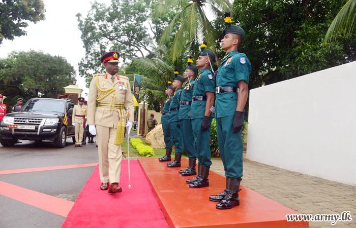 Commander After Assumption of Duties Makes His First Formal Visit to Mullaittivu