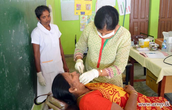 நத்தார் பண்டிகையை முன்னிட்டு இராணுவத்தினரால்முரசுவில் பிரதேசத்தின் 400 மேட்பட்ட மக்களுக்கு மருத்துவ உதவி