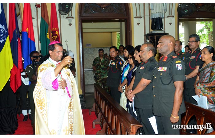 Christian Congregation Blesses Forward-March of the Army