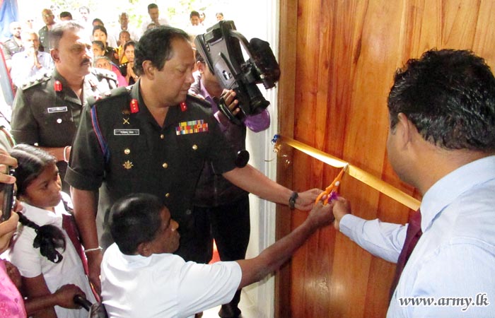 மத்திய பாதுகாப்பு படையினரால் புதிய வீடுகள் நிர்மானித்து வழங்கல்