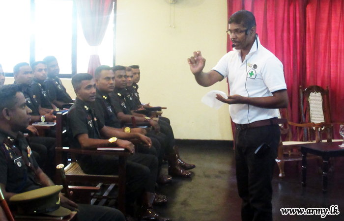 பீரங்கிப் படையணியின் அதிகாரிகள் அல்லாத படையினருக்கான கருத்தரங்கு