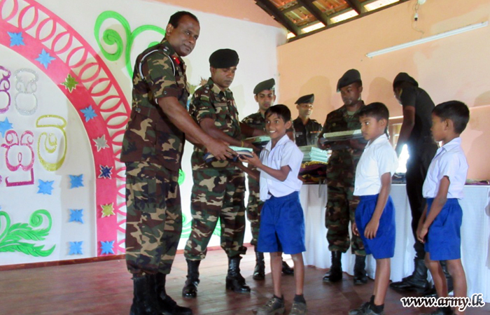 Vavuniya District Students in Remote Areas Receive School Items, Thanks to Wanni SFHQ