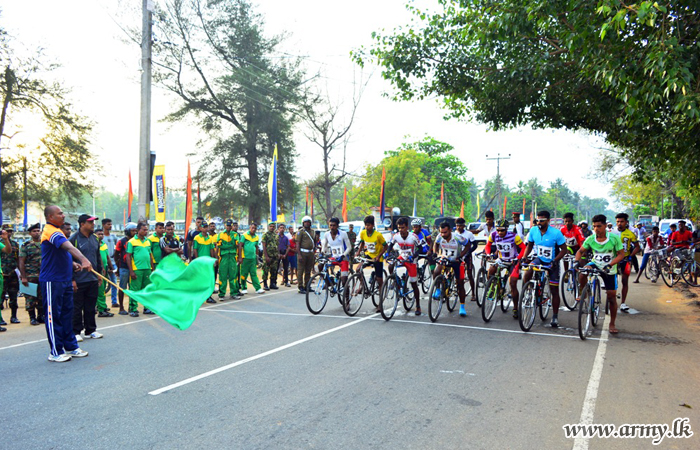 Wandarammulla School Ground Glitters with New Year Spirits 