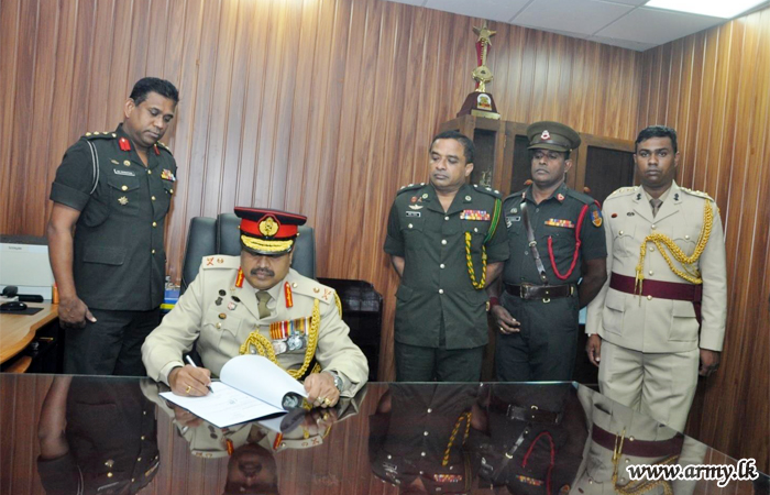 புதிய இராணுவ நிறைவேற்று பிரதானி பதவியேற்பு