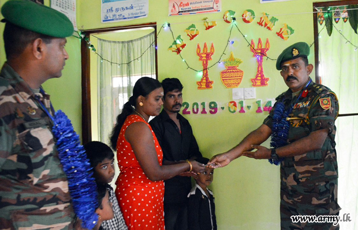 Kilinochchi Troops-Built One More House Given to Needy Family 