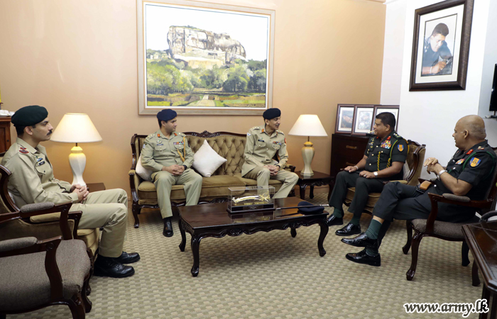 Commandant at Pakistan’s Army School of Logistics Meets Chief of Staff