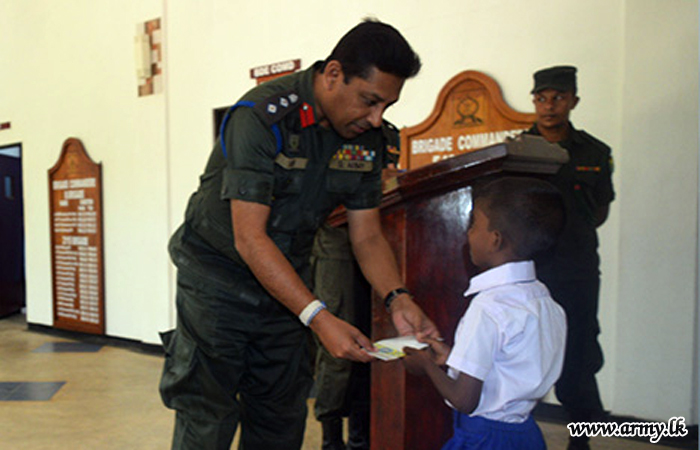 Mannar Students Given Gift Vouchers for Shoes  