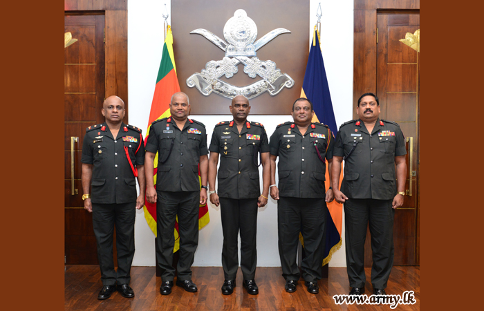 New Major Generals Receive Commander’s Blessings