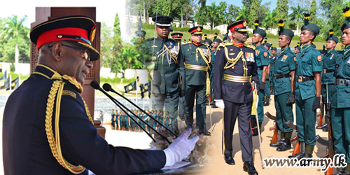 Commander Salutes Lions' Bravery & Selfless Sacrifices Visiting Ambepussa Sinha Regiment Hqrs