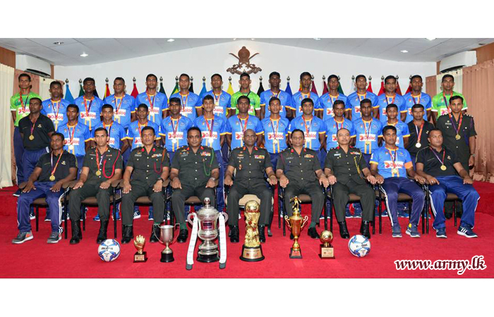 Commander Congratulates Army Football Achievers 
