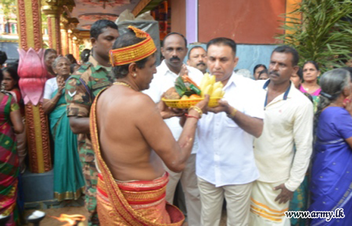 22 ஆவது படைப் பிரிவினரின் பங்களிப்புடன் கோவில் திருவிழா 