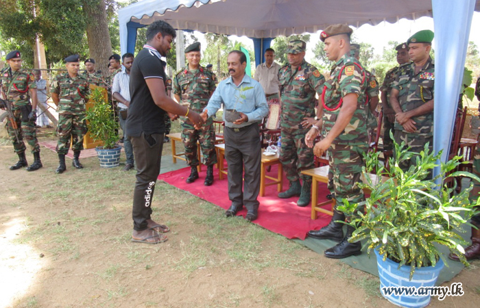 653 Brigade Troops Introduce 'Thibbatu' Cultivation to Low-income Families