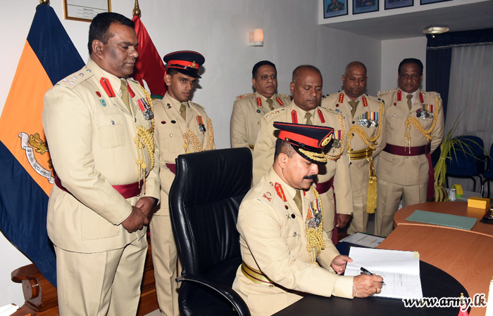 Major General Vijitha Ravipriya, New Kilinochchi Commander Assumes Office