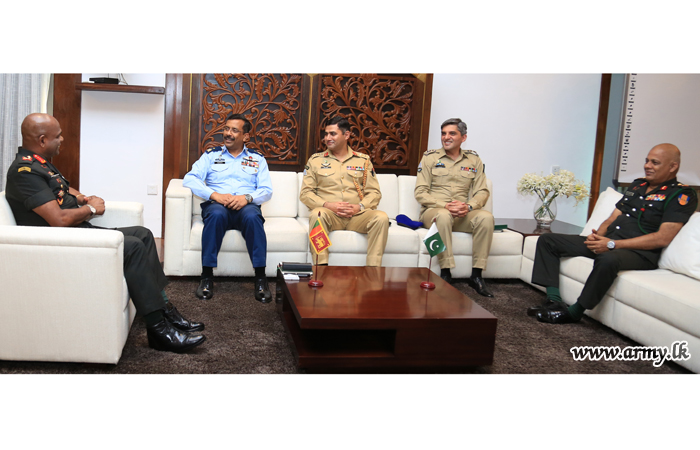 NDU Team in Pakistan Shares Views with Commander of the Army