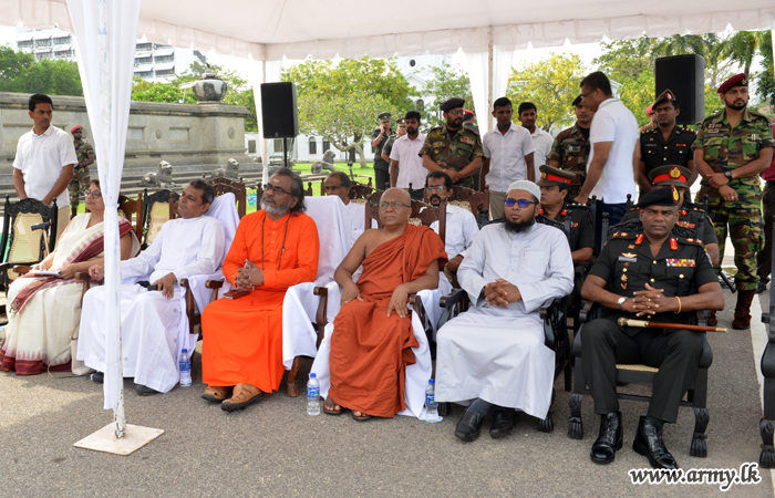 இலங்கை முஸ்லிம் சங்கங்கள் இணைந்து  ஒற்றுமைக்காக எழுந்திடுவோம், மதம் தாண்டிய மனிதம் எனும் தலைப்பில் சமாதான நிகழ்வு