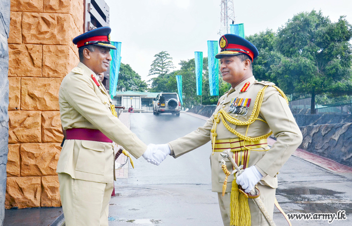 ශ්‍රී ලංකා සංඥා බලකායේ නව කර්නල් සේනාවිධායක ලෙස මේජර් ජෙනරාල් නිලන්ත හෙට්ටිආරච්චි රාජකාරි අරඹයි