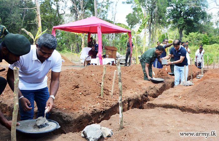 Wanni Troops Begin Construction of Two More New Houses