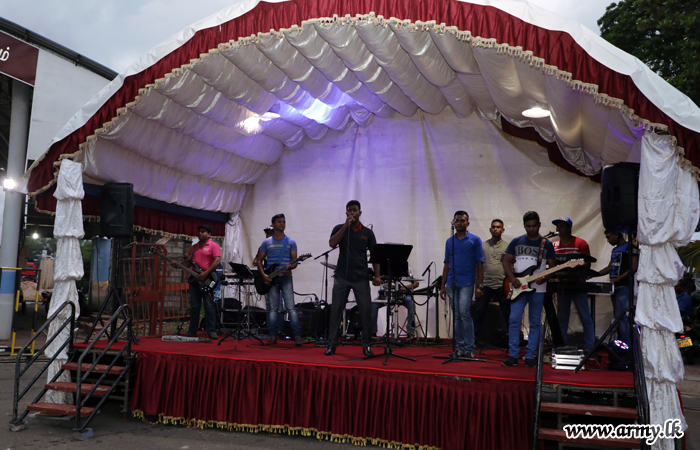 Army Beat Group Entertains Music Fans in Katunayake