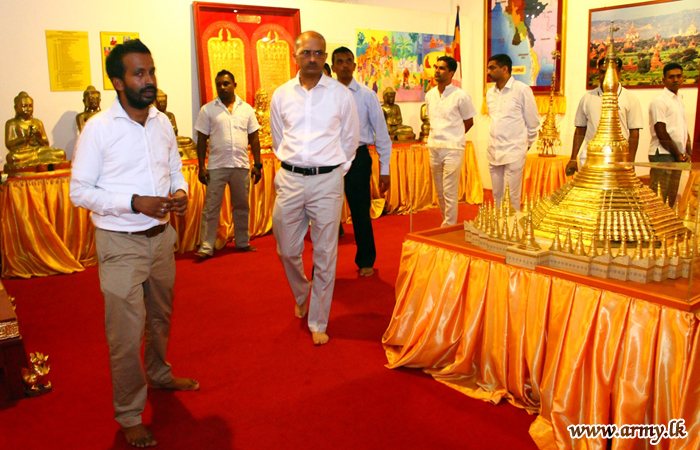 இந்திய இராணுவ உயரதிகாரிகள் ஶ்ரீ தலதா மாளிகைக்கு விஜயம்