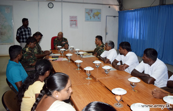 වත්මන් ආරක්‍ෂක තත්ත්වය පිළිබඳව ග්‍රාමීය රාජ්‍ය නිලධාරීන් දැනුවත් කරයි