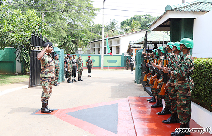 58 Division Salutes Outgoing West Commander