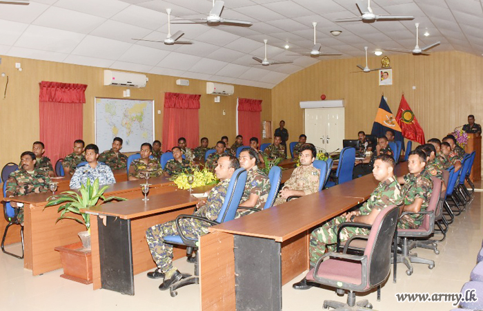 பயிற்சி நெறிகளை மேற்கொள்ளும் அதிகாரிகள் கிளிநொச்சிக்கு சுற்றுலா பயணம்